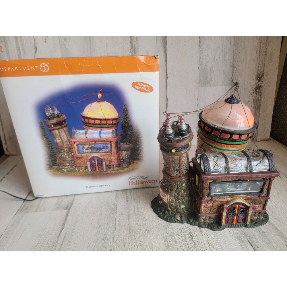 Dept 56‎ 54602 Dr. Lunatic's Laboratory snow village Halloween